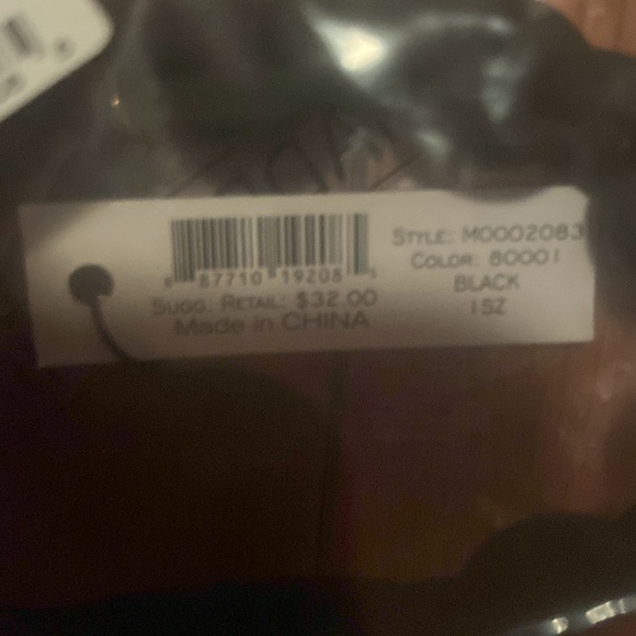 NWT Marc By Marc Jacobs Black Toggle Clasp Bracelet - Picture 3 of 3